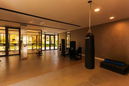 Apartamento à venda com 126m², 3 quartos e 2 vagas Apartamento à venda com 126m², 3 quartos e 2 vagasÁrea comum - Academia