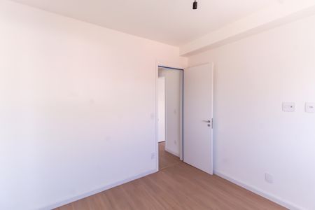 Apartamento à venda com 126m², 3 quartos e 2 vagas Apartamento à venda com 126m², 3 quartos e 2 vagasQuarto 2 - Suíte