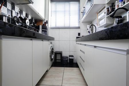 Apartamento à venda com 50m², 2 quartos e 1 vagaCozinha e Área de Serviço