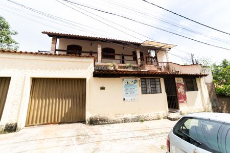 Casa à venda com 5 quartos, 360m² em Santa Ines, Belo Horizonte