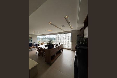 Apartamento à venda com 3 quartos, 160m² em Santo Amaro, São Paulo