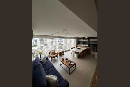 Apartamento à venda com 3 quartos, 160m² em Santo Amaro, São Paulo