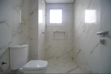 Apartamento para alugar com 100m², 3 quartos e 2 vagasBanheiro da Suíte 1