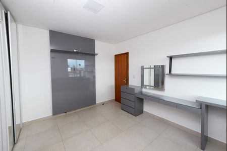 Apartamento à venda com 140m², 3 quartos e 2 vagasSuíte 1