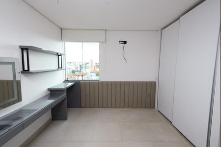 Apartamento à venda com 140m², 3 quartos e 2 vagasSuíte 1