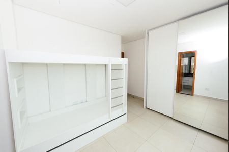 Apartamento à venda com 140m², 3 quartos e 2 vagasQuarto Suíte