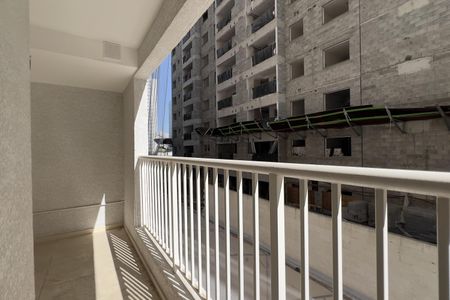 Apartamento à venda com 44m², 2 quartos e 1 vaga Apartamento à venda com 44m², 2 quartos e 1 vagaVaranda da Sala