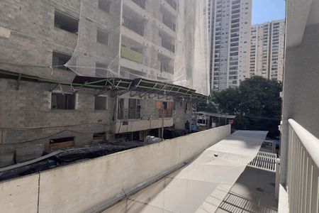 Apartamento à venda com 44m², 2 quartos e 1 vaga Apartamento à venda com 44m², 2 quartos e 1 vagaVista da Varanda da Sala