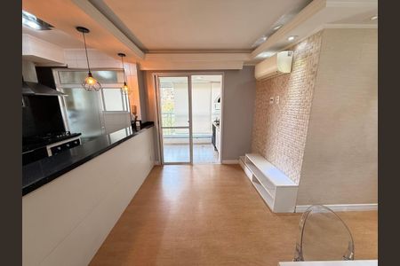 Apartamento à venda com 64m², 2 quartos e 2 vagasFoto 02