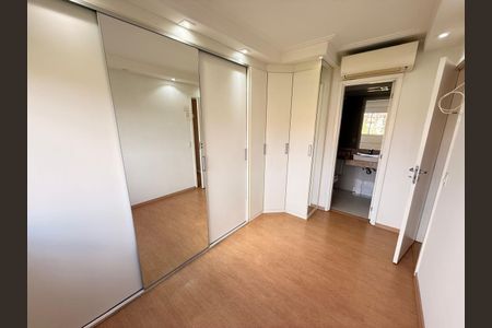 Apartamento à venda com 64m², 2 quartos e 2 vagasFoto 13