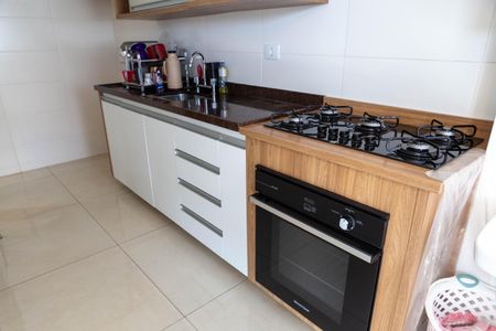 Apartamento para alugar com 75m², 2 quartos e 2 vagas