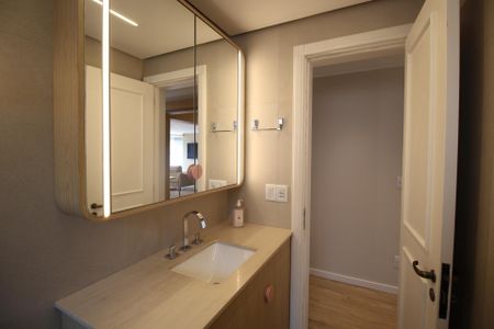 Apartamento para alugar com 145m², 3 quartos e 2 vagasBanheiro