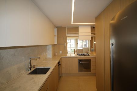 Apartamento para alugar com 145m², 3 quartos e 2 vagasCozinha