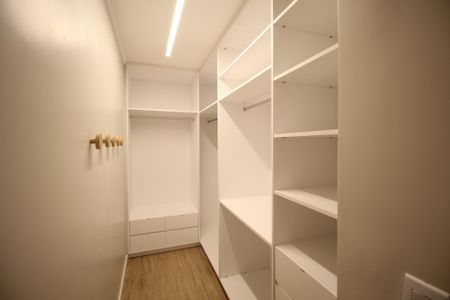 Apartamento para alugar com 145m², 3 quartos e 2 vagasCloset da suíte 1