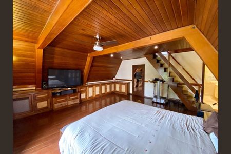 Casa à venda com 4 quartos, 850m² em Campestre, Santo André