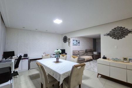 Casa à venda com 3 quartos, 216m² em Parque Terra Nova II, São Bernardo do Campo