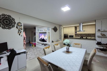 Casa à venda com 3 quartos, 216m² em Parque Terra Nova II, São Bernardo do Campo