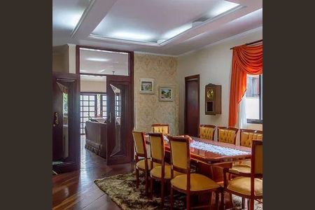 Casa à venda com 5 quartos, 750m² em Parque dos Passaros, São Bernardo do Campo