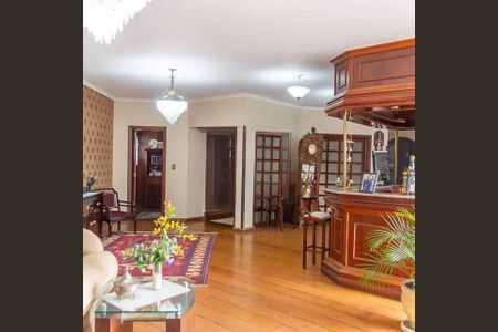 Casa à venda com 5 quartos, 750m² em Parque dos Passaros, São Bernardo do Campo