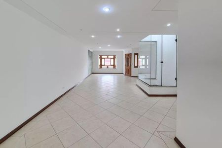 Casa à venda com 4 quartos, 250m² em Nova Petrópolis, São Bernardo do Campo