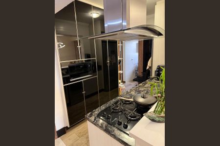 Apartamento à venda com 84m², 3 quartos e 2 vagasCozinha