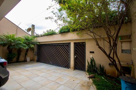 Casa à venda com 450m², 4 quartos e 6 vagasGaragem