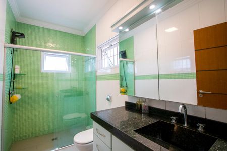 Casa à venda com 450m², 4 quartos e 6 vagasBanheiro social