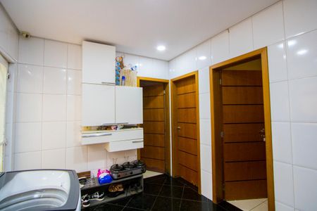 Casa à venda com 450m², 4 quartos e 6 vagasÁrea de serviço