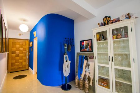 Sala de casa à venda com 4 quartos, 450m² em Vila Eldizia, Santo André