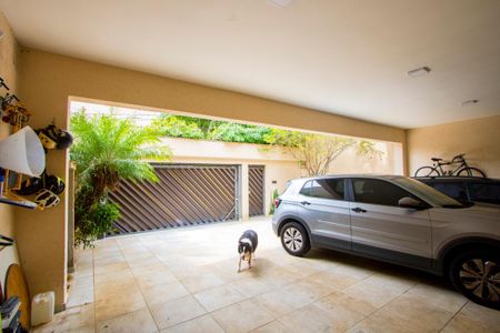 Casa à venda com 450m², 4 quartos e 6 vagasGaragem
