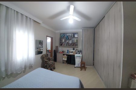 Casa à venda com 3 quartos, 125m² em Jardim Andrea Demarchi, São Bernardo do Campo