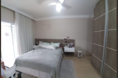 Casa à venda com 3 quartos, 125m² em Jardim Andrea Demarchi, São Bernardo do Campo