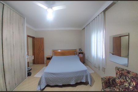 Casa à venda com 3 quartos, 125m² em Jardim Andrea Demarchi, São Bernardo do Campo