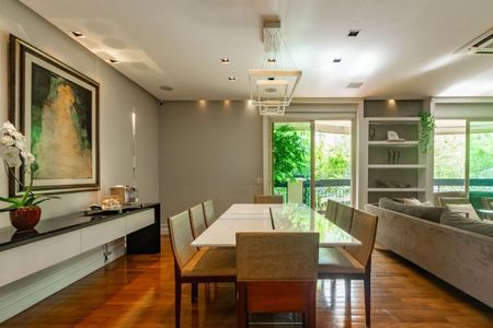 Apartamento à venda com 3 quartos, 311m² em Campo Belo, São Paulo