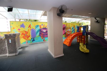 Apartamento à venda com 52m², 2 quartos e 1 vagaÁrea comum - Playground