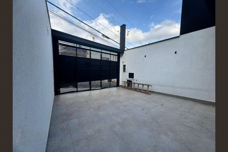 Casa à venda com 69m², 2 quartos e 2 vagas Casa à venda com 69m², 2 quartos e 2 vagasFoto 04