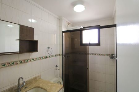 Apartamento para alugar com 68m², 2 quartos e 2 vagas Apartamento para alugar com 68m², 2 quartos e 2 vagasBanheiro