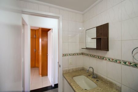 Apartamento para alugar com 68m², 2 quartos e 2 vagas Apartamento para alugar com 68m², 2 quartos e 2 vagasBanheiro