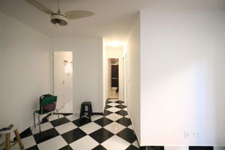 Sala de apartamento à venda com 2 quartos, 53m² em Jardim Arco-iris, Diadema