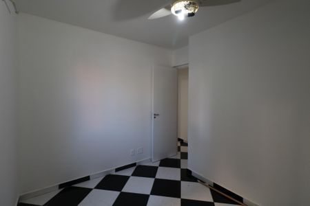 Quarto 1 de apartamento à venda com 2 quartos, 53m² em Jardim Arco-iris, Diadema