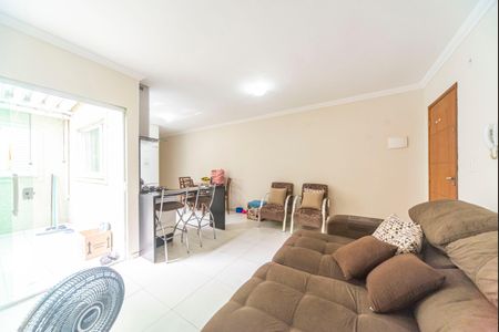 Sala de apartamento para alugar com 3 quartos, 68m² em Vila Humaita, Santo André