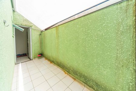 Apartamento à venda com 68m², 3 quartos e 2 vagasVaranda dos Quarto 1e 2