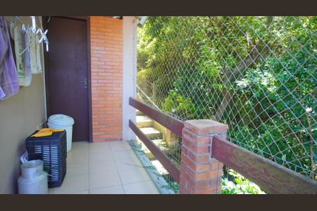 Casa de condomínio à venda com 450m², 5 quartos e 4 vagas Casa de condomínio à venda com 450m², 5 quartos e 4 vagasVaranda