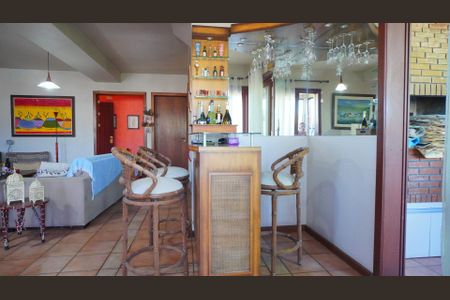 Sala  de casa de condomínio à venda com 5 quartos, 450m² em Nonoai, Porto Alegre