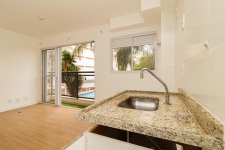 Apartamento para alugar com 36m², 1 quarto e sem vaga Apartamento para alugar com 36m², 1 quarto e sem vagaCozinha e Área de Serviço