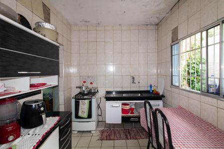 Casa à venda com 500m², 5 quartos e 3 vagas Casa à venda com 500m², 5 quartos e 3 vagasCozinha