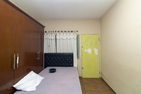 Casa à venda com 500m², 5 quartos e 3 vagas Casa à venda com 500m², 5 quartos e 3 vagasQuarto 2