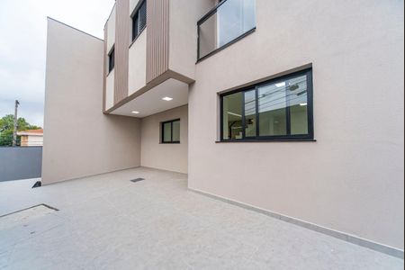Casa à venda com 116m², 3 quartos e 2 vagasGaragem e Quintal 