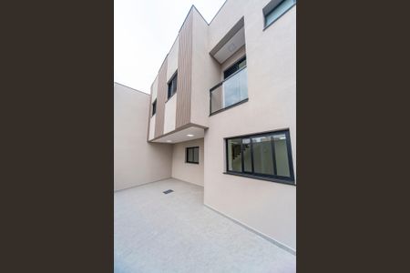 Casa à venda com 116m², 3 quartos e 2 vagasGaragem e Quintal 