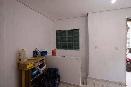 Sala de casa para alugar com 2 quartos, 64m² em Jardim Julieta, São Paulo